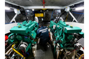 Remotorización de la embarcación LSR 1707 Guaiteca con dos motores marinos Hyundai instalada por EILERS.